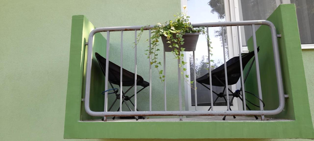 Pecs Park Apartment Bagian luar foto