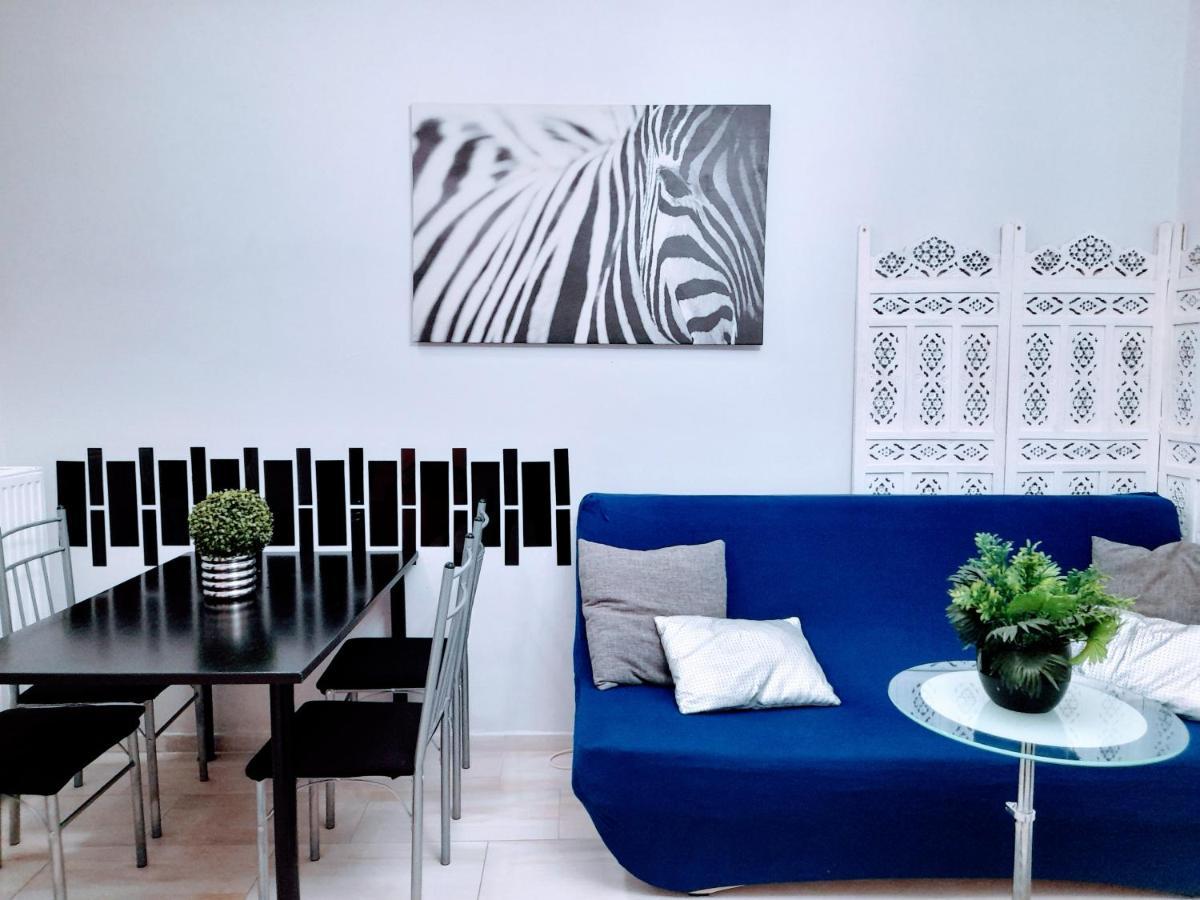 Pecs Park Apartment Bagian luar foto
