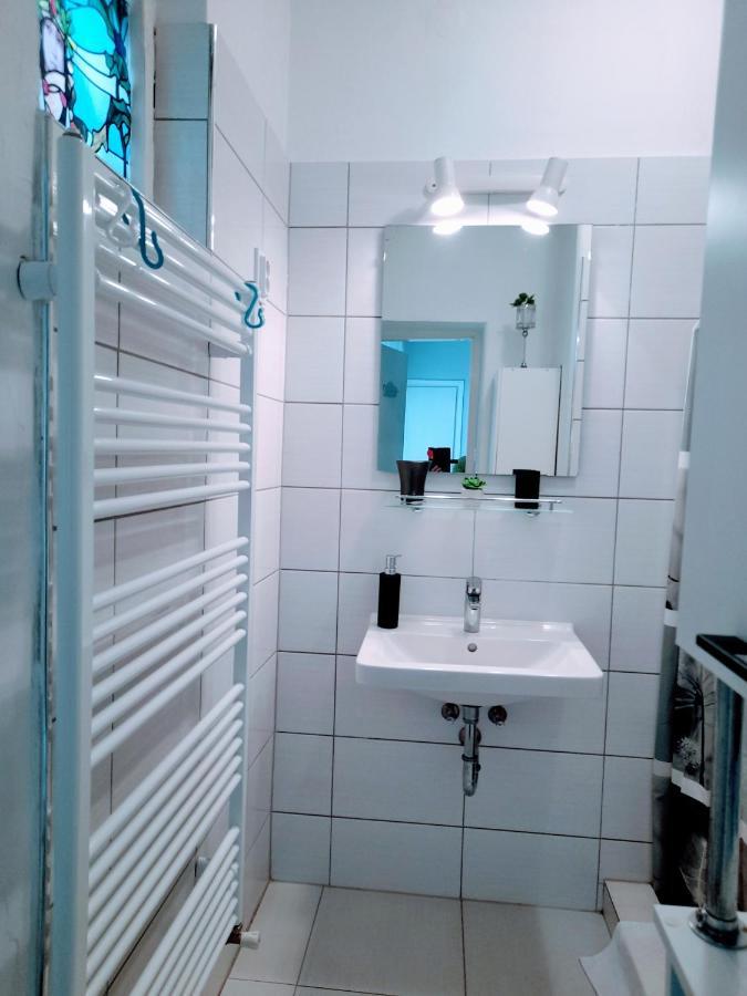 Pecs Park Apartment Bagian luar foto